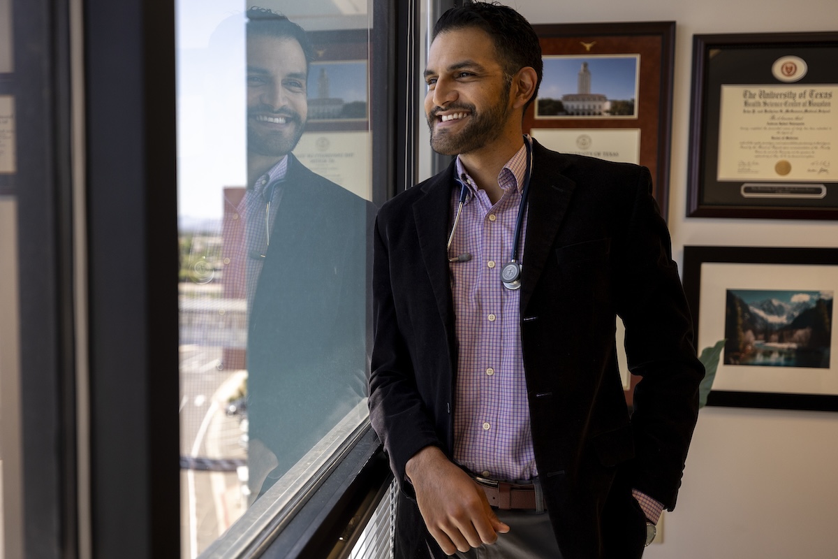Andrew Valenzuela, MD
